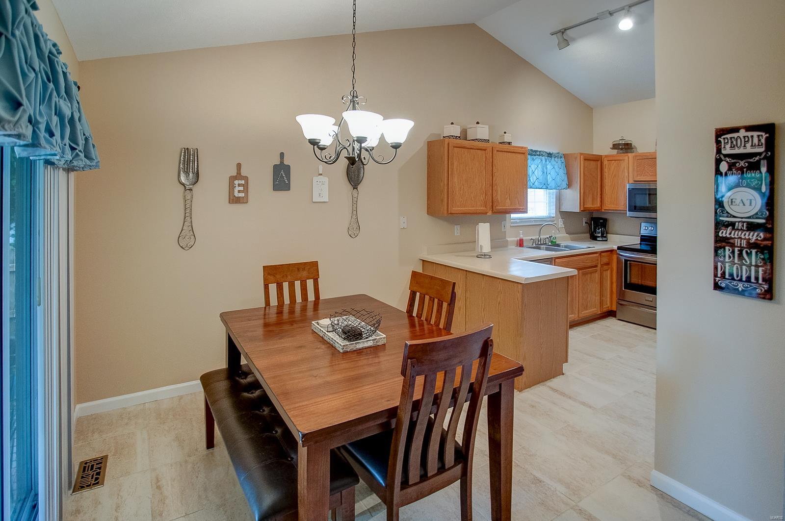 409 Copper Bend Road Maryville, IL 62062 - Photo 14 of 38 Gallery Image 14