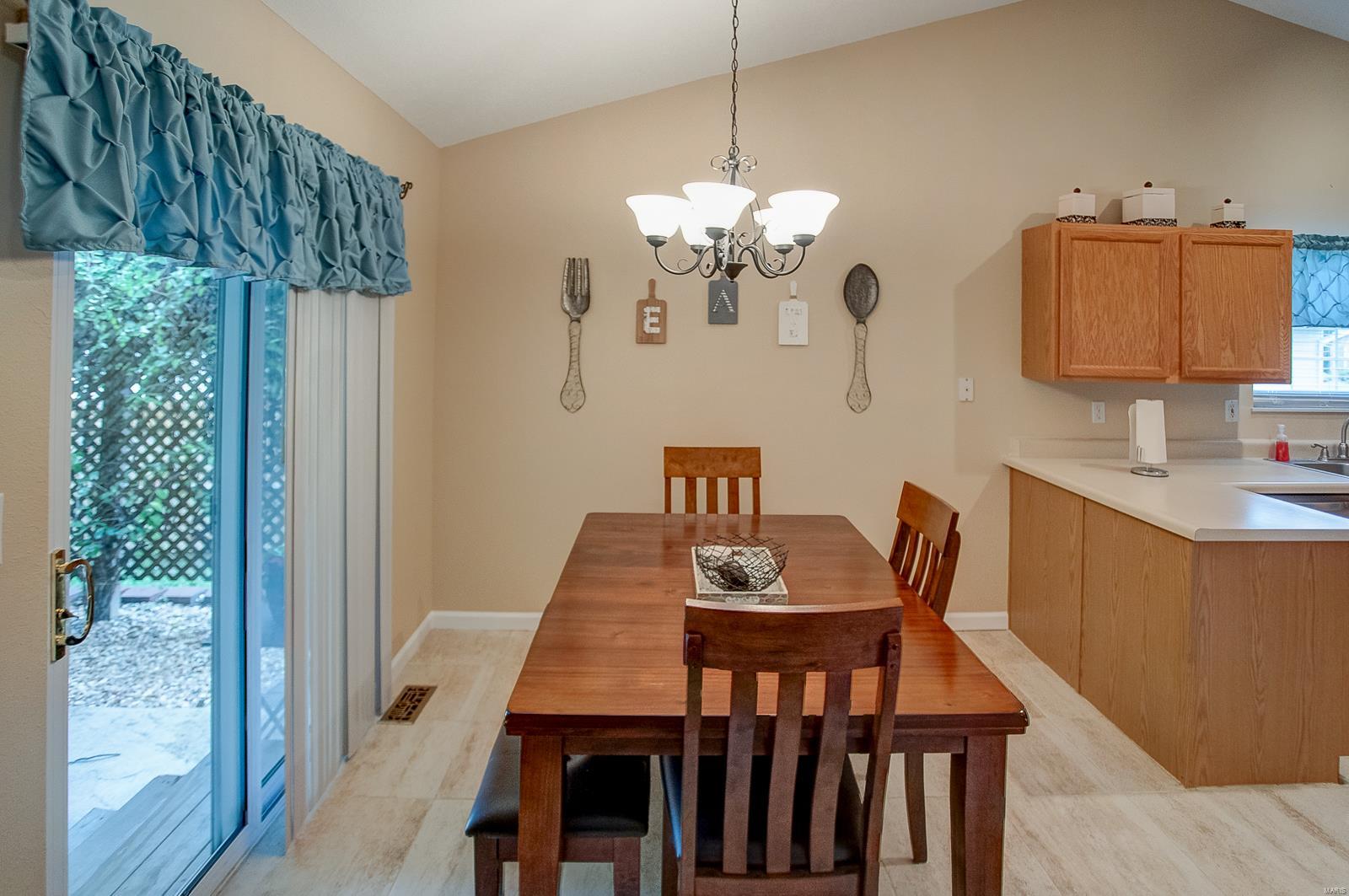 409 Copper Bend Road Maryville, IL 62062 - Photo 15 of 38 Gallery Image 15