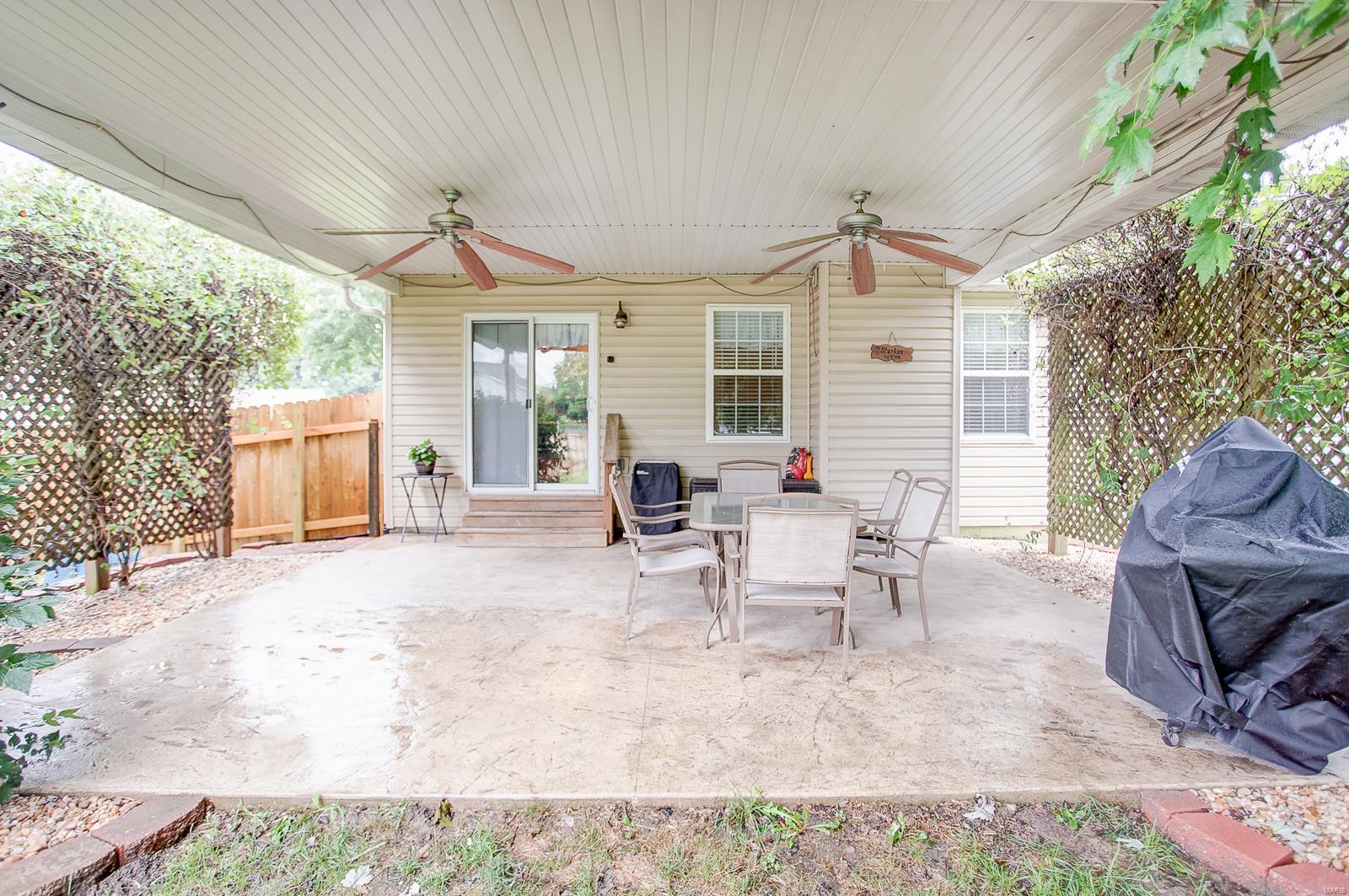 409 Copper Bend Road Maryville, IL 62062 - Photo 5 of 38 Gallery Image 5