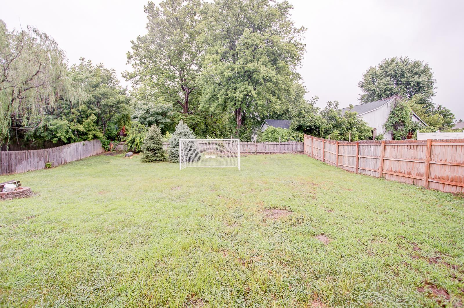 409 Copper Bend Road Maryville, IL 62062 - Photo 8 of 38 Gallery Image 8