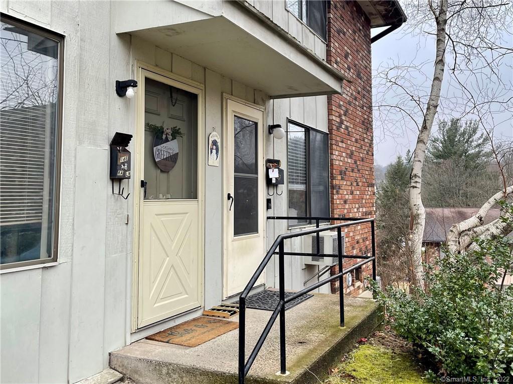 14 Kay Lane, Unit E Waterbury, CT 06708 - Photo 1 of 1 Gallery Image 1
