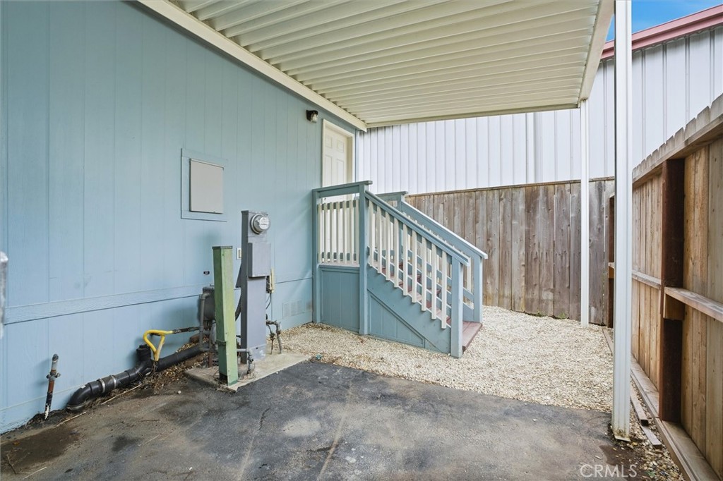 500 Atascadero Road Morro Bay, CA 93442 - Photo 34 of 43 a view of a garage