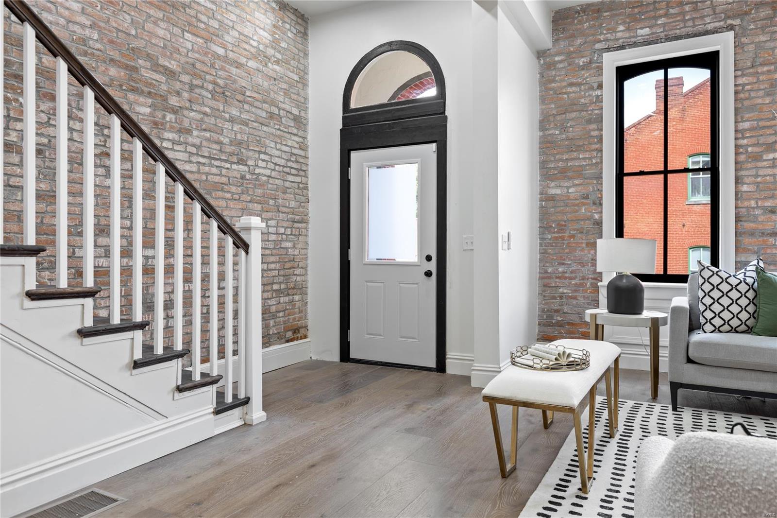 1002 Barton Street St. Louis, MO 63104 - Photo 3 of 41