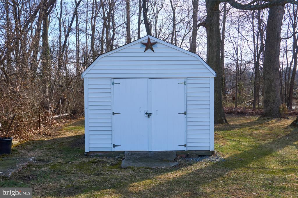 9079 Dumhart Road Laurel, MD 20723 - Photo 11 of 30 Gallery Image 11
