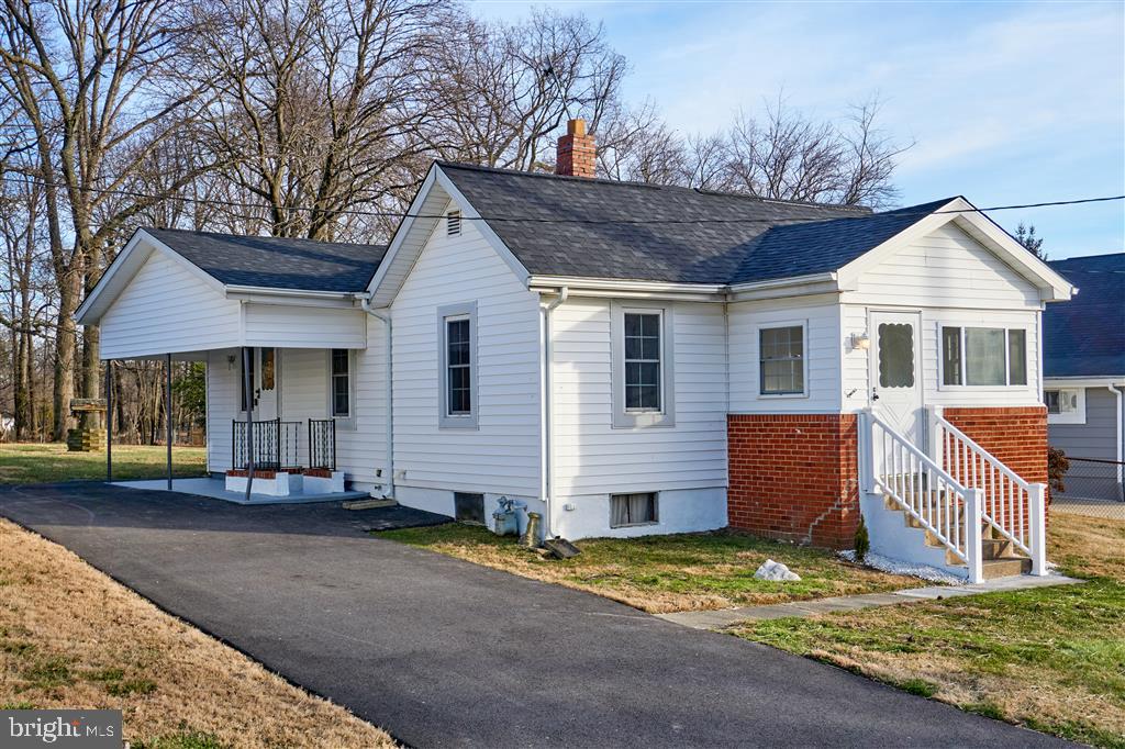 9079 Dumhart Road Laurel, MD 20723 - Photo 4 of 30 Gallery Image 4