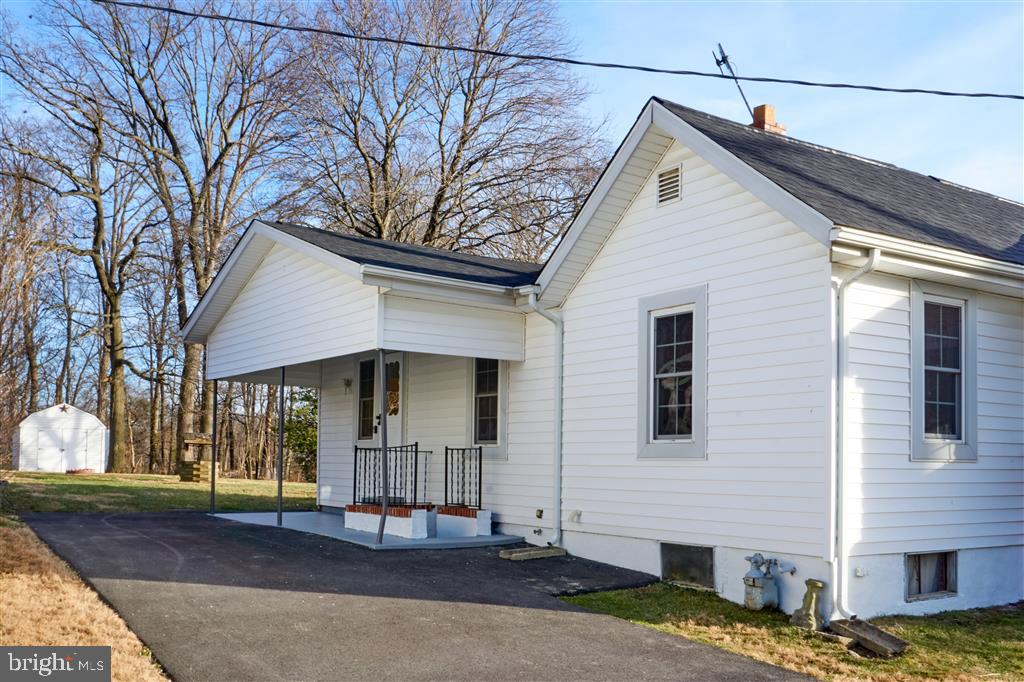 9079 Dumhart Road Laurel, MD 20723 - Photo 5 of 30 Gallery Image 5