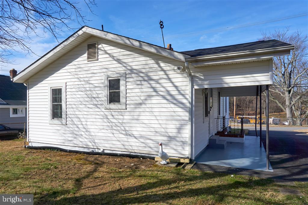 9079 Dumhart Road Laurel, MD 20723 - Photo 6 of 30 Gallery Image 6