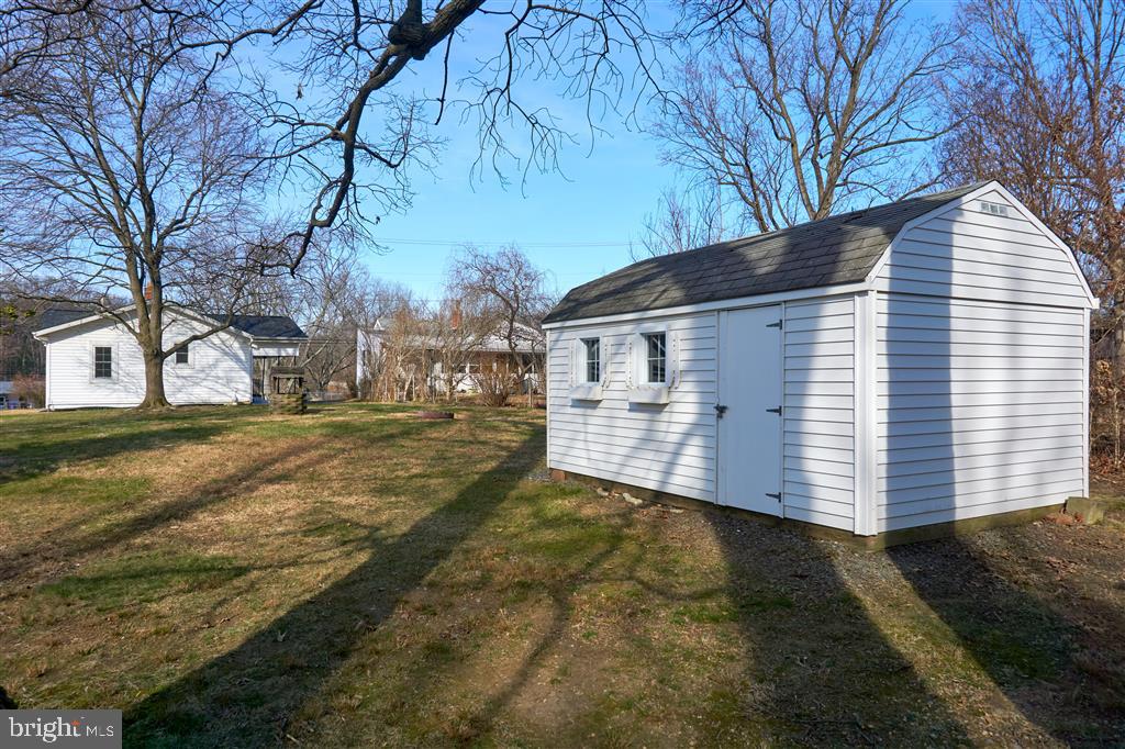 9079 Dumhart Road Laurel, MD 20723 - Photo 10 of 30 Gallery Image 10