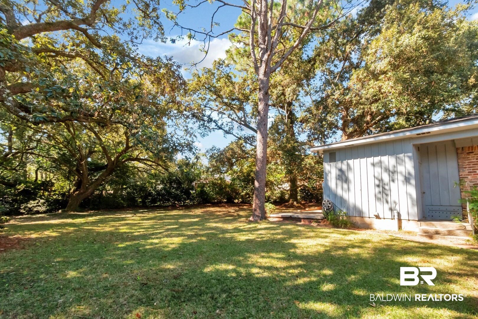1502 Crestview Drive Mobile, AL 36693 - Photo 31 of 34
