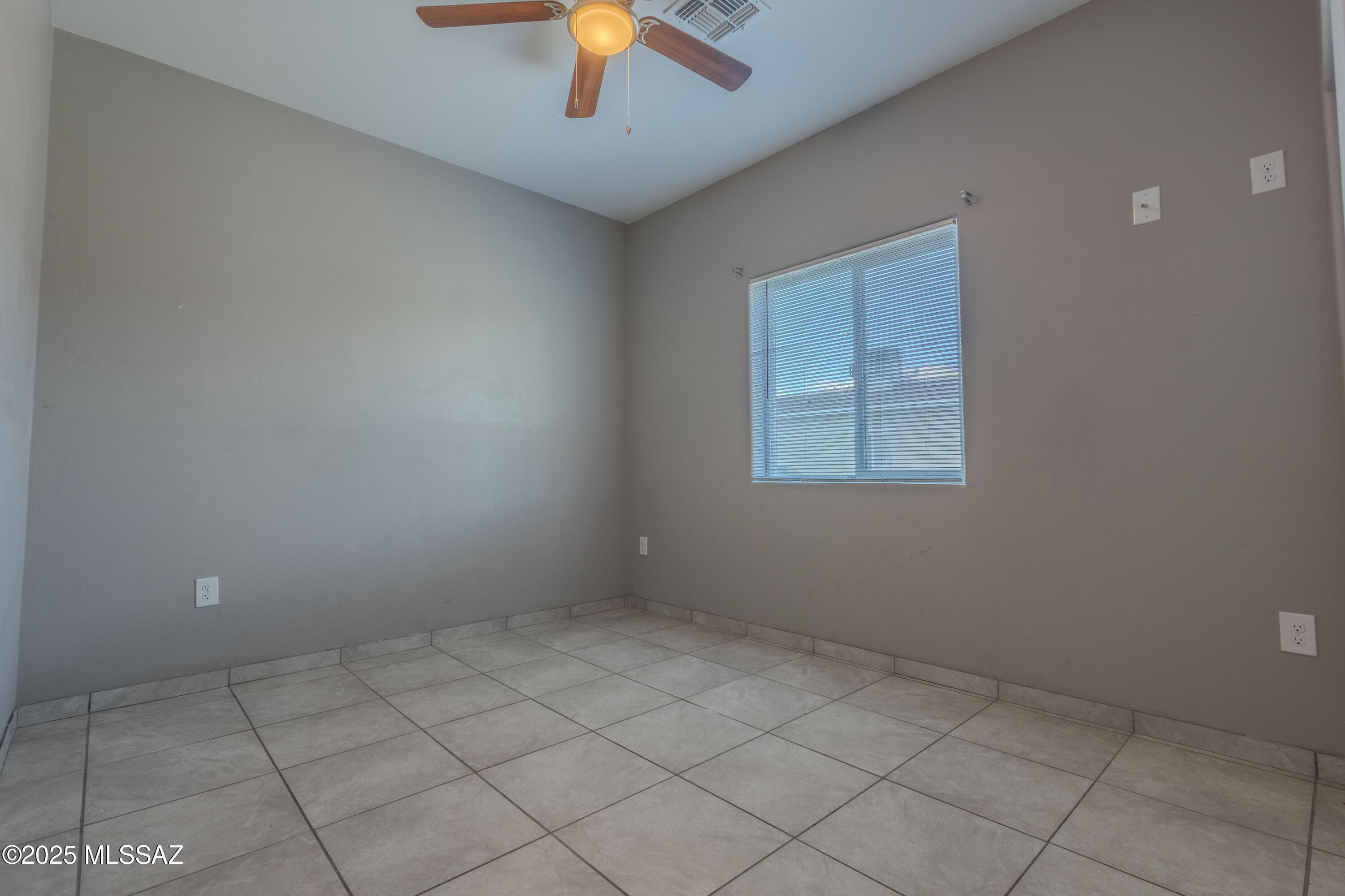 55 East Mohave Road Tucson, AZ 85705 - Photo 7 of 13 Gallery Image 7