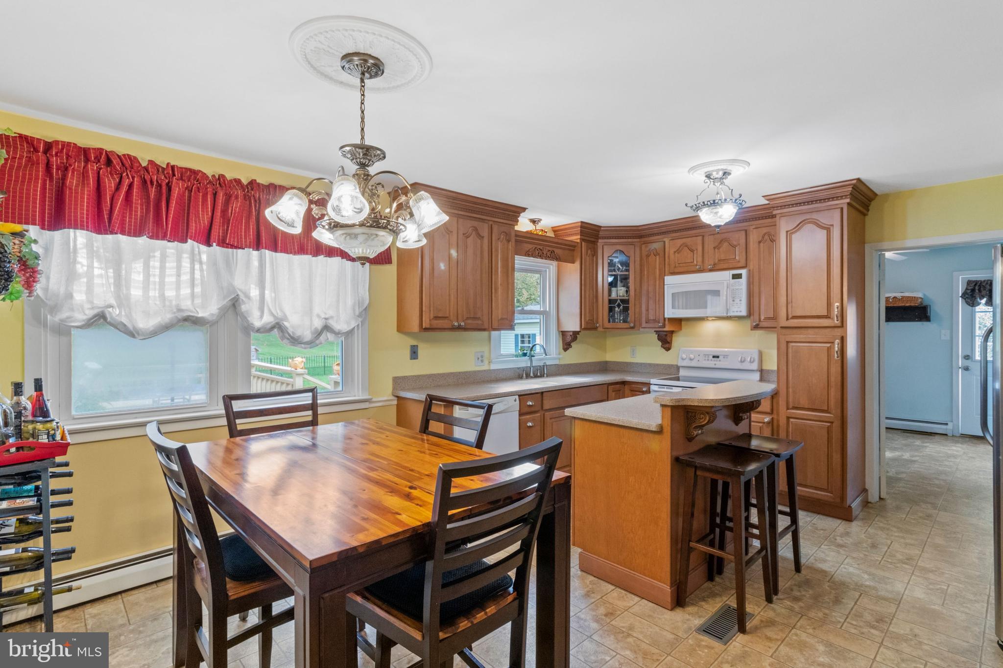 230 Pebble Ridge Road Warrington, PA 18976 - Photo 8 of 40
