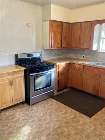 $1,100 | 143 Moffett Springs Road, Unit A, Huntsville, TX 77320