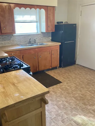 $1,100 | 143 Moffett Springs Road, Unit A, Huntsville, TX 77320