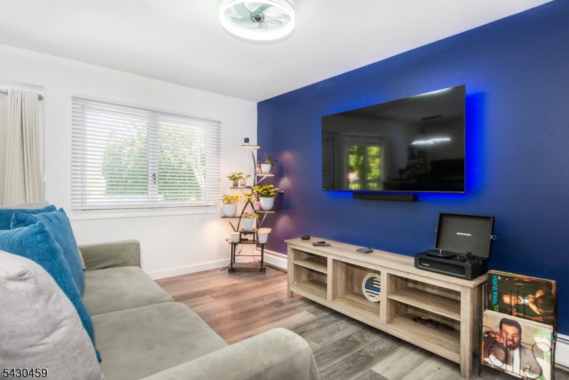 20 Knob Hill Road Hackettstown, NJ 07840 - Photo 11 of 35