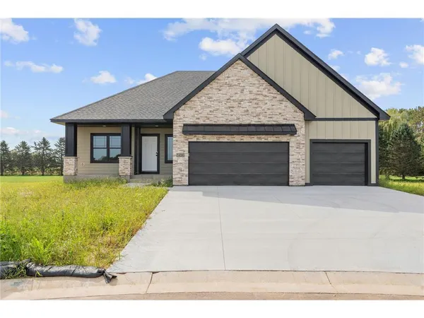 $549,000 | 1457 Otter Way, New Richmond, WI 54017