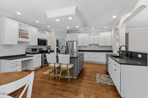 $810,000 | 2817 Crystal Oaks Lane, Raleigh, NC 27614
