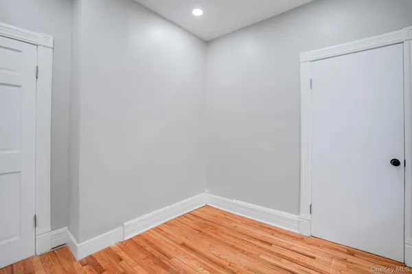 $2,800 | 27 Orchard Place, Poughkeepsie, NY 12601