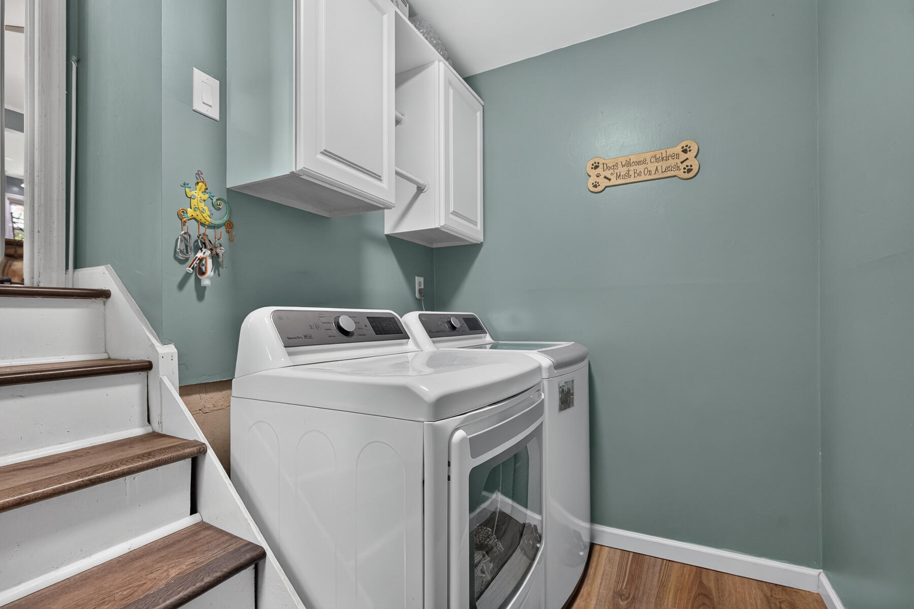 1736 Sulgrave Road Charleston, SC 29414 - Photo 19 of 38 Separate Laundry off of Garage