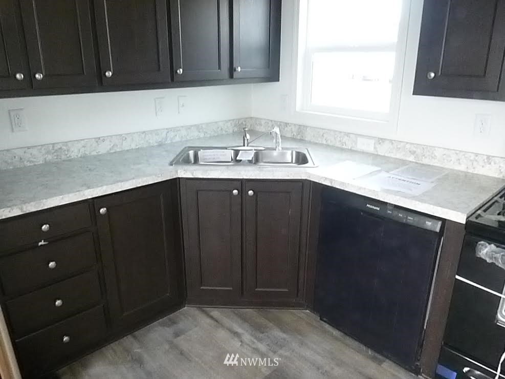 6168 Shamrock Road Maple Falls, WA 98266 - Photo 5 of 6 Gallery Image 5