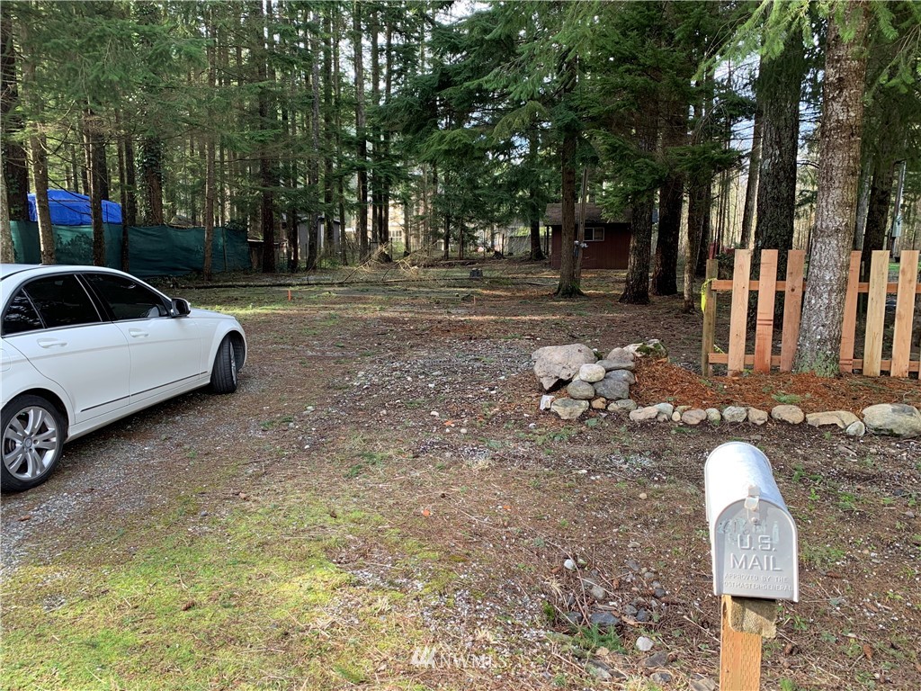 6168 Shamrock Road Maple Falls, WA 98266 - Photo 6 of 6 Gallery Image 6
