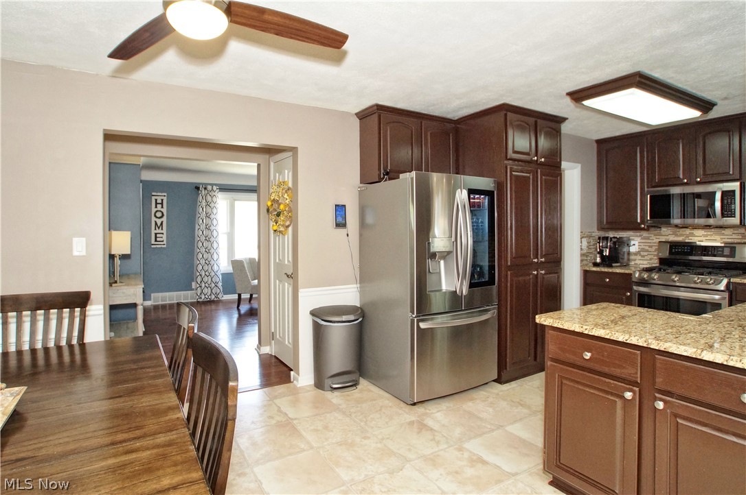 745 Dickerson Road Willowick, OH 44095 - Photo 5 of 35 Gallery Image 5