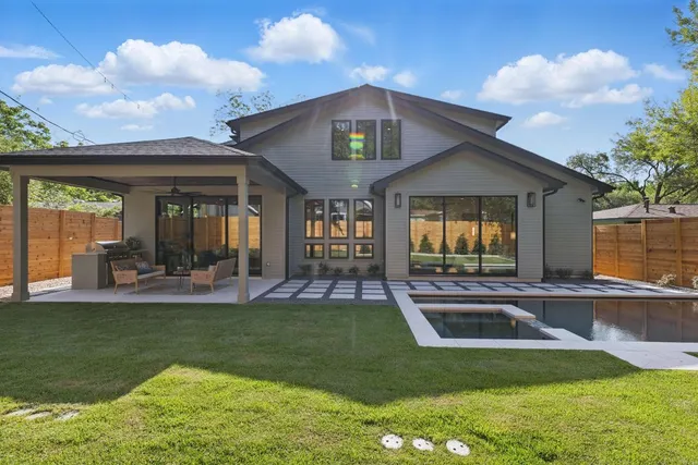 $2,399,000 | 4910 West Park Drive, Austin, TX 78731