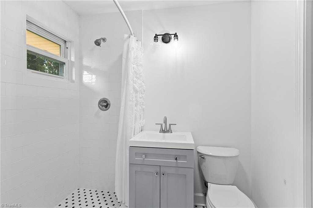 160 Thacker Road Rural Hall, NC 27045 - Photo 16 of 33