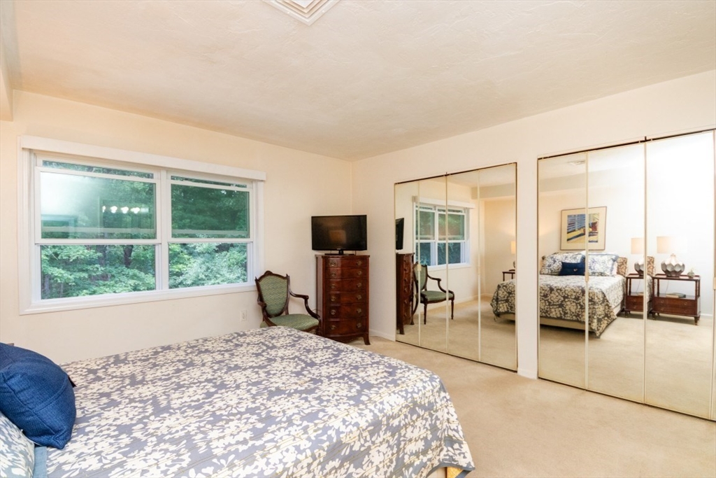 1307 Lagrange Street, Unit 1307 Boston, MA 02459 - Photo 16 of 36
