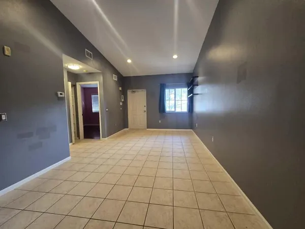 $2,000 | 3516 Briar Bay Boulevard, Unit 203, West Palm Beach, FL 33411