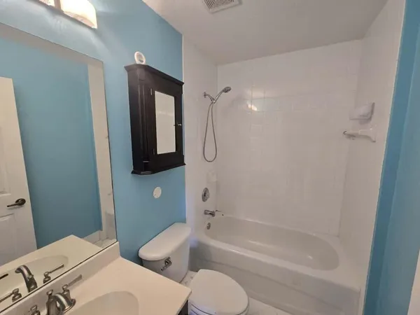 $2,000 | 3516 Briar Bay Boulevard, Unit 203, West Palm Beach, FL 33411