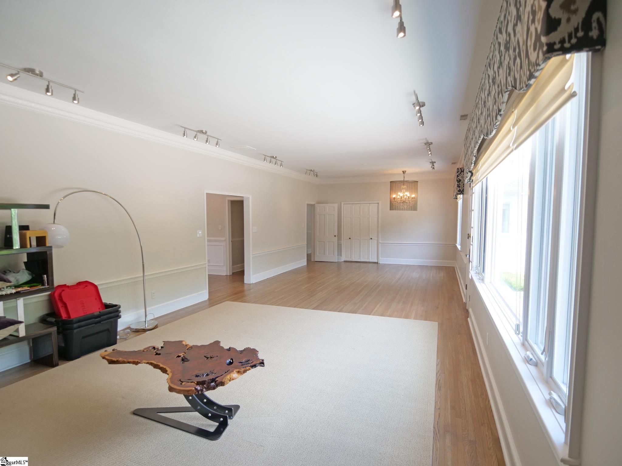 1115 Woodburn Road Spartanburg, SC 29302 - Photo 11 of 36