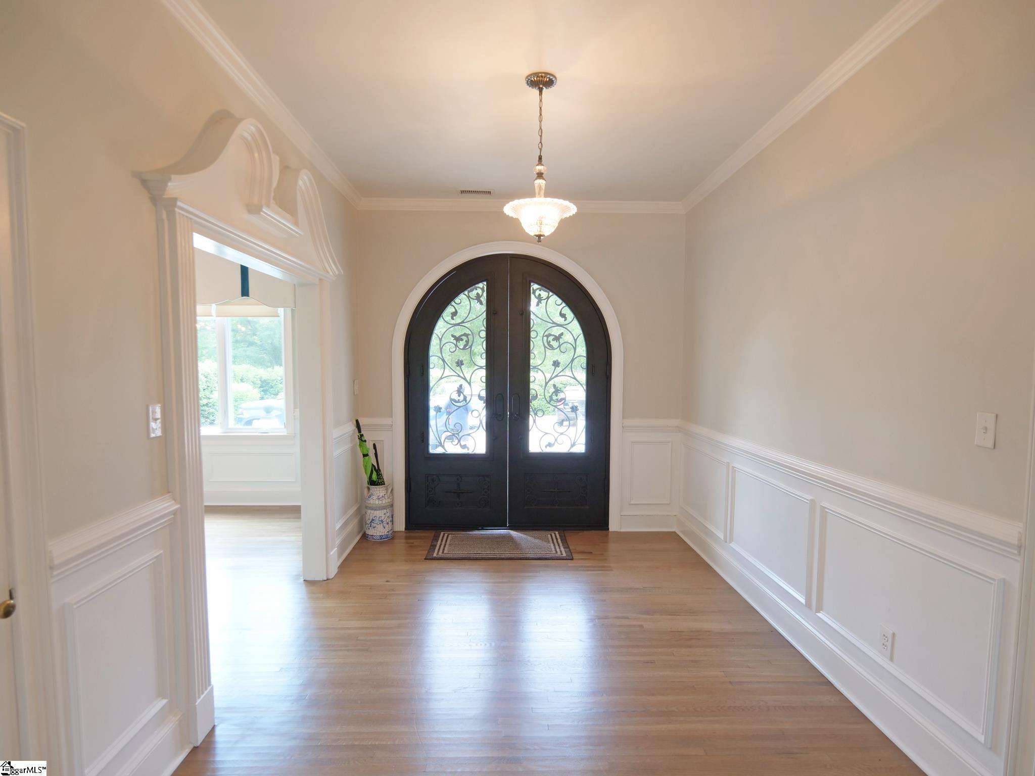 1115 Woodburn Road Spartanburg, SC 29302 - Photo 3 of 36