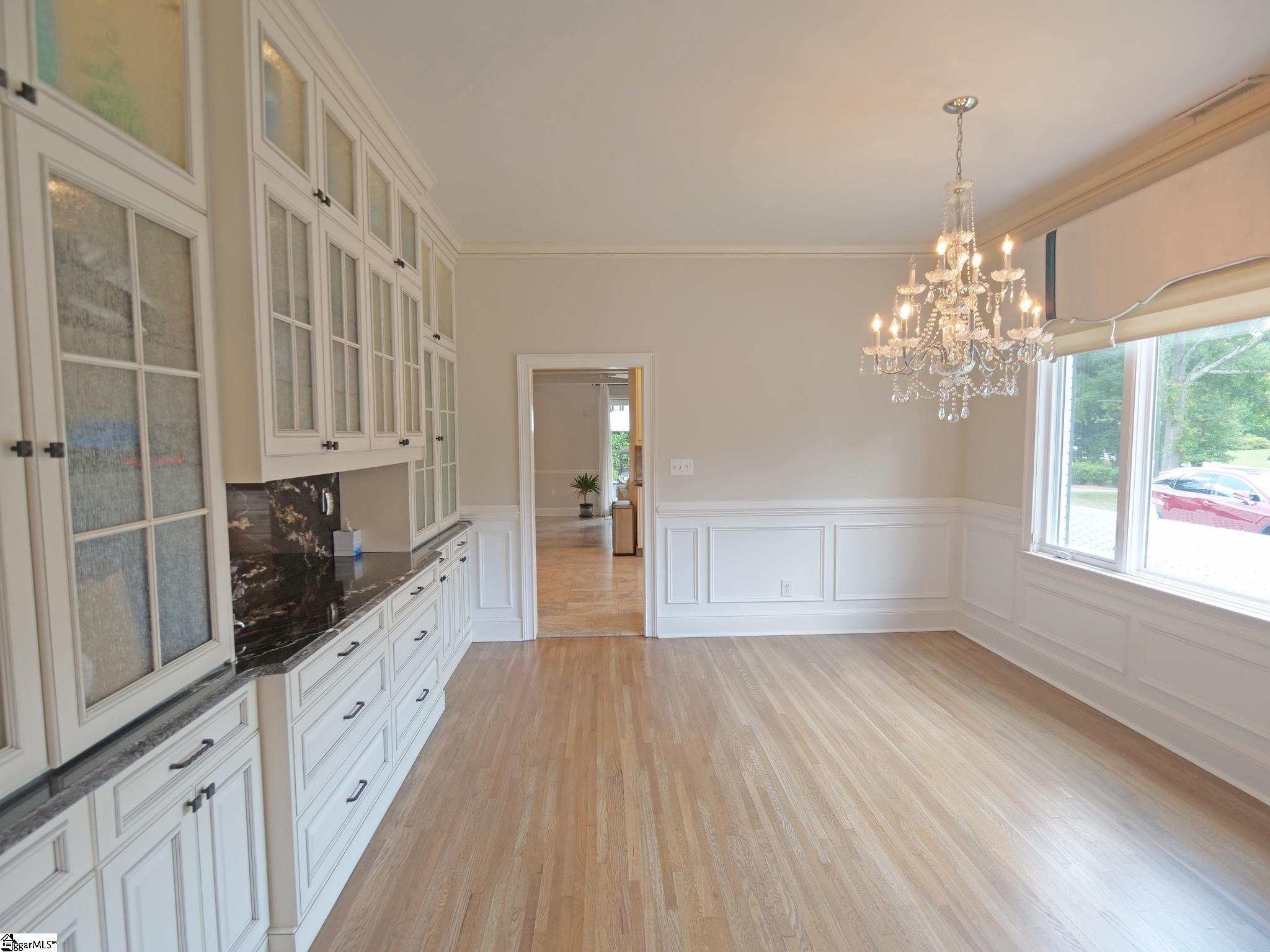 1115 Woodburn Road Spartanburg, SC 29302 - Photo 4 of 36