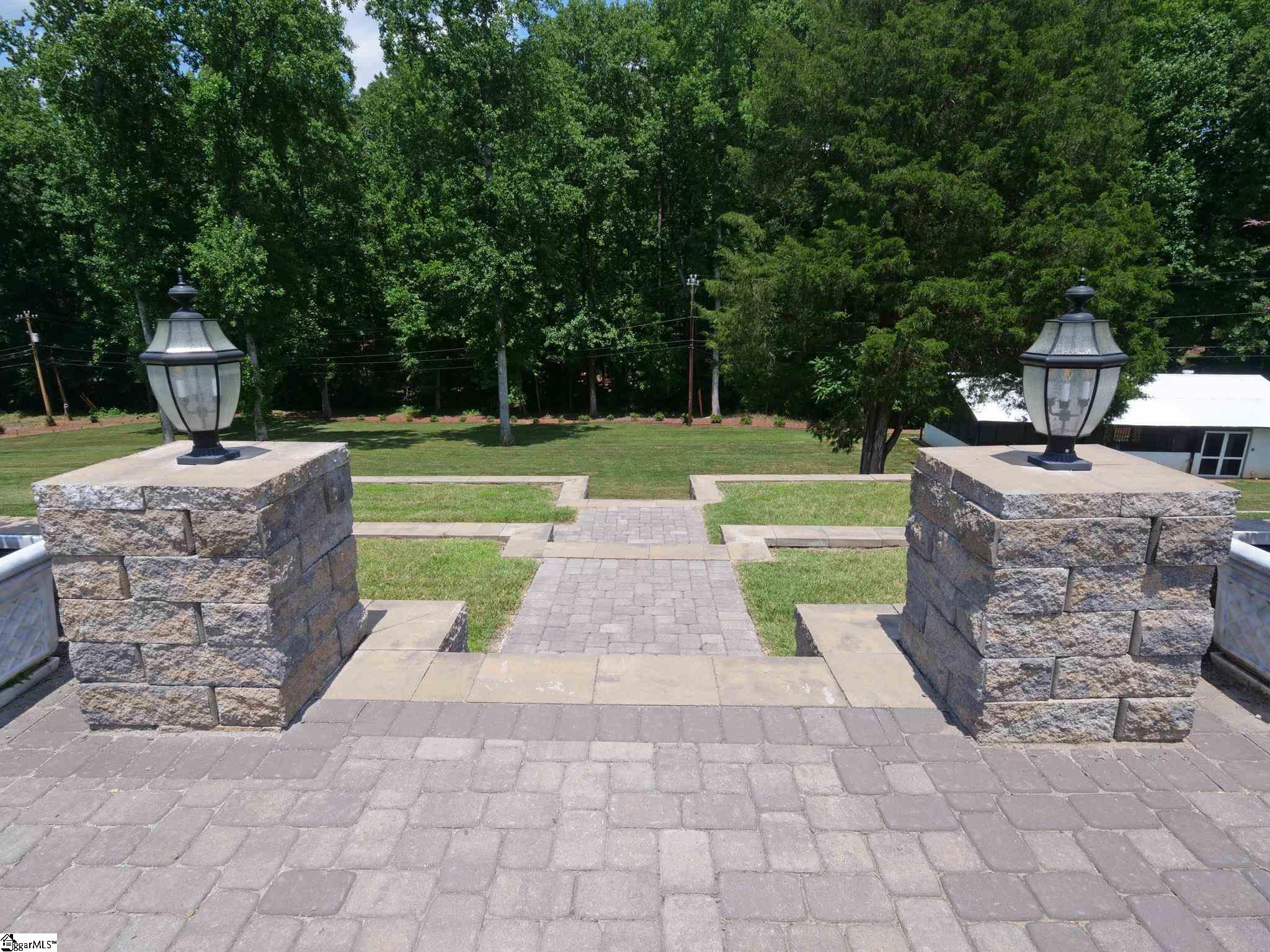 1115 Woodburn Road Spartanburg, SC 29302 - Photo 34 of 36