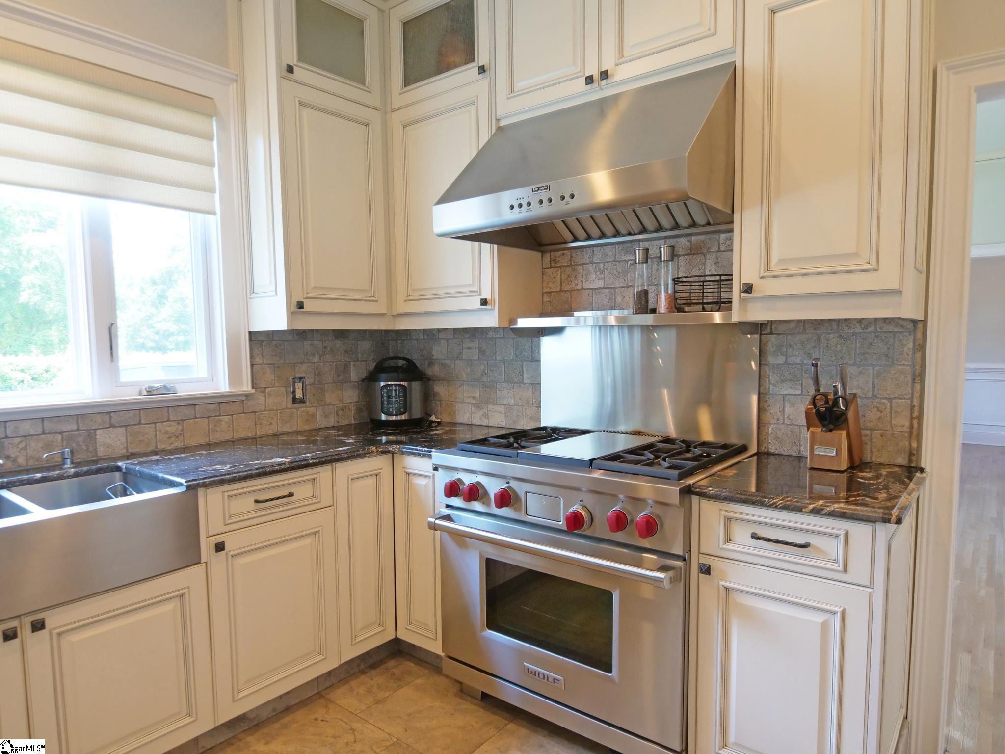 1115 Woodburn Road Spartanburg, SC 29302 - Photo 6 of 36