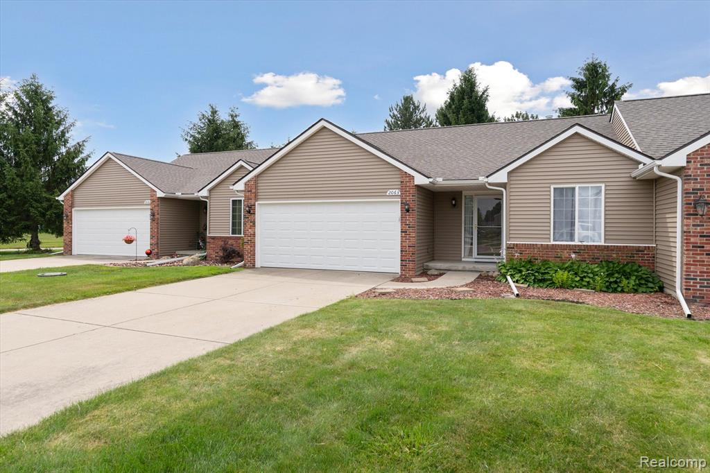 2063 West Ridge Drive Davison, MI 48423 - Photo 4 of 35