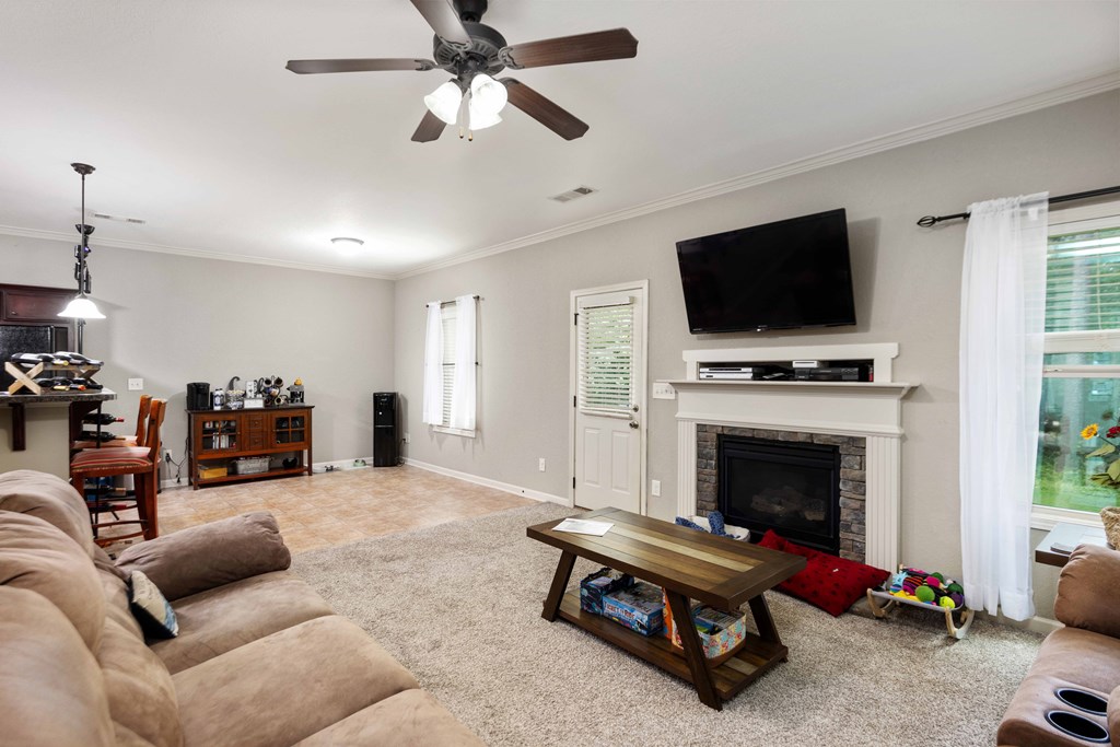 1417 Cloverdale Road Columbus, GA 31904 - Photo 9 of 38 Gallery Image 9