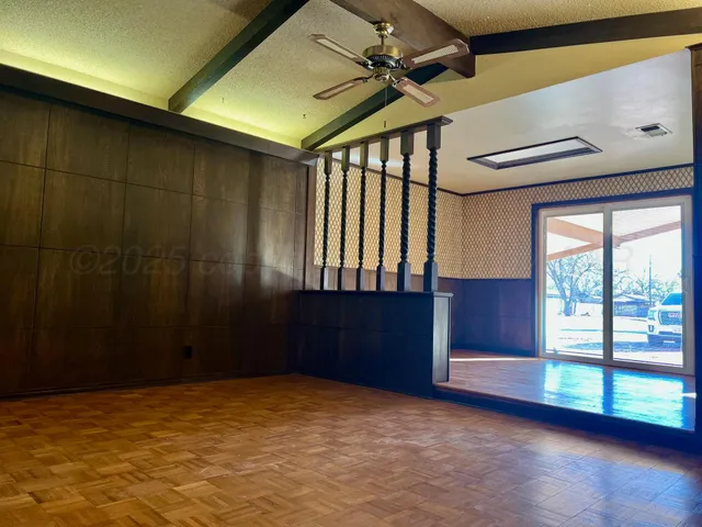 $135,000 | 1100 Ave I Northwest, Childress, TX 79201