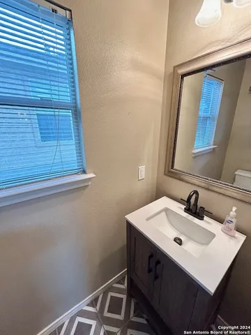 $1,950 | 145 Pinto Place, Cibolo, TX 78108