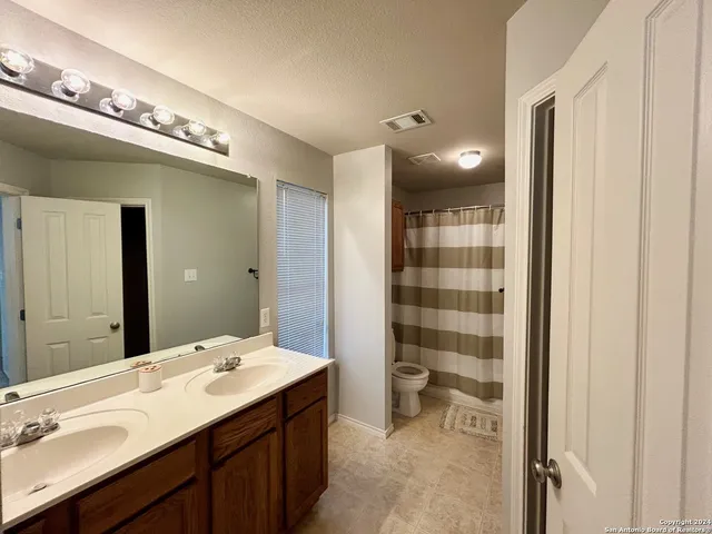 $1,950 | 145 Pinto Place, Cibolo, TX 78108