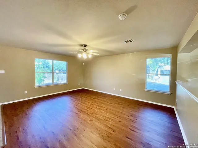 $1,950 | 145 Pinto Place, Cibolo, TX 78108