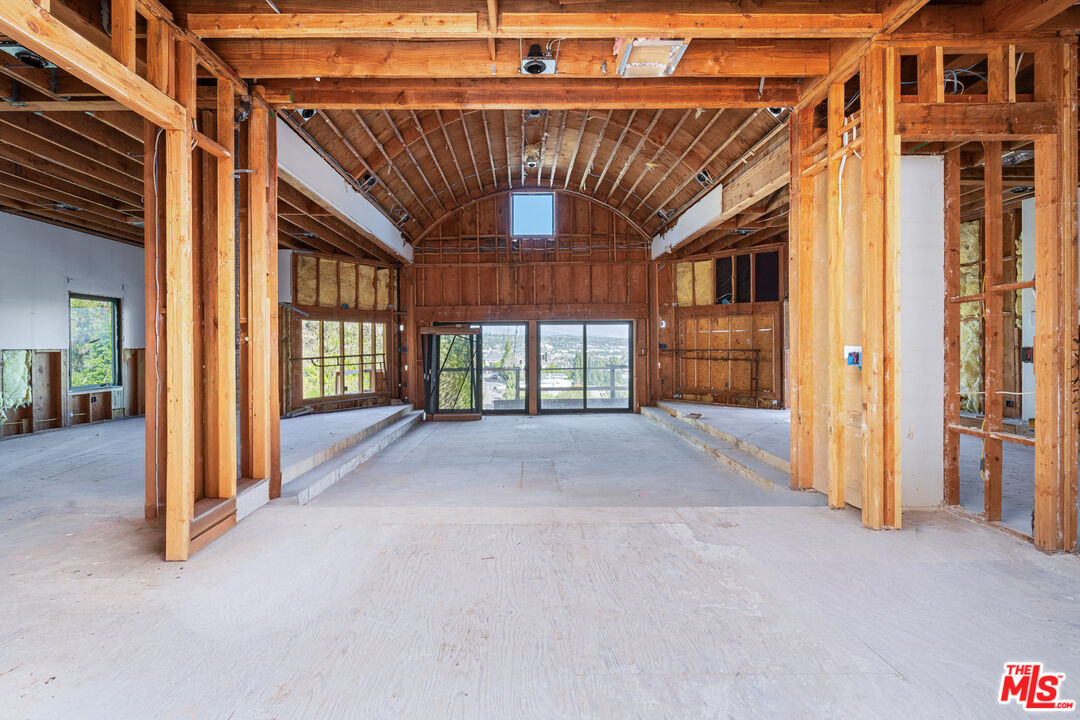 3622 Lowry Road Los Angeles, CA 90027 - Photo 1 of 30 Gallery Image 1