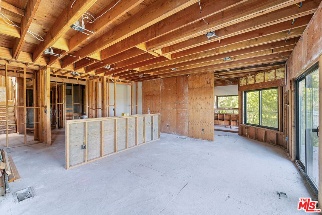 3622 Lowry Road Los Angeles, CA 90027 - Photo 18 of 30 Gallery Image 18