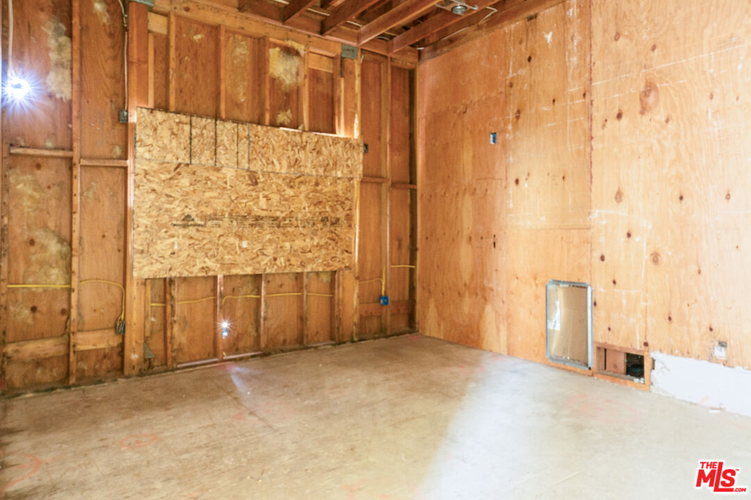 3622 Lowry Road Los Angeles, CA 90027 - Photo 28 of 30 Gallery Image 28