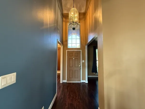 $2,550 | 117 Hanover Street, Grand Prairie, TX 75052