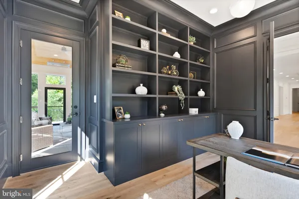 $5,995,000 | 8912 Gallant Green Drive, McLean, VA 22102