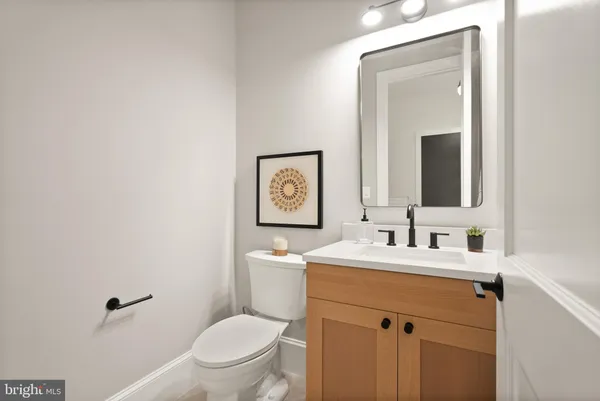 $5,995,000 | 8912 Gallant Green Drive, McLean, VA 22102