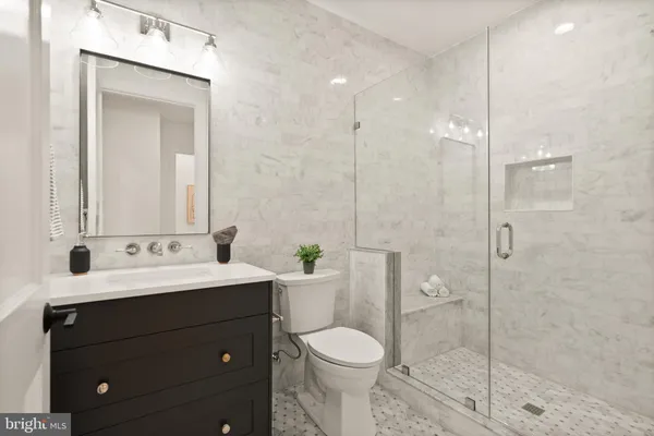 $5,995,000 | 8912 Gallant Green Drive, McLean, VA 22102