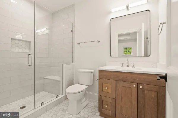 $5,995,000 | 8912 Gallant Green Drive, McLean, VA 22102