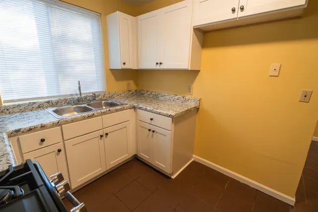 $1,200 | 1900 Holmes Street, Unit B, Tallahassee, FL 32310
